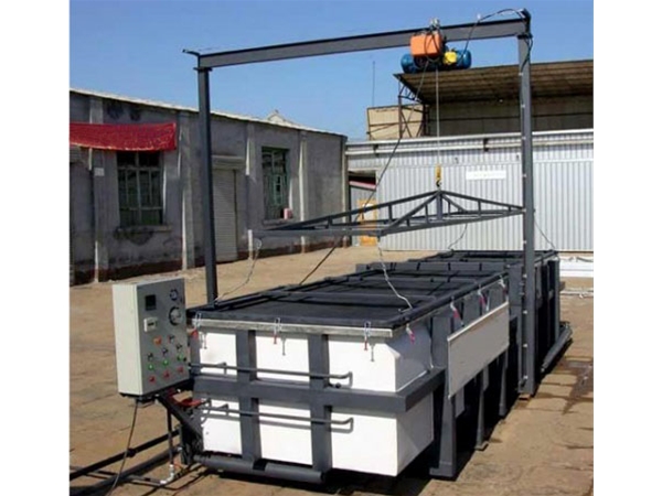 吊裝式紅木注蠟（là）機